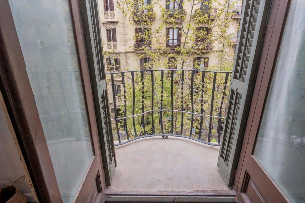 Elegant 4 Bedrooms 3 Bathrooms Catalan Apartamento