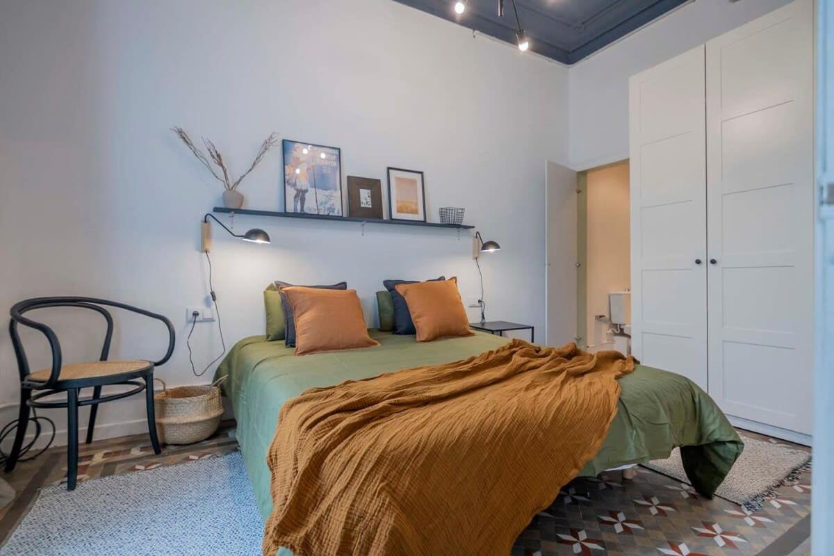 Elegant 4 Bedrooms 3 Bathrooms Catalan * Barcelona