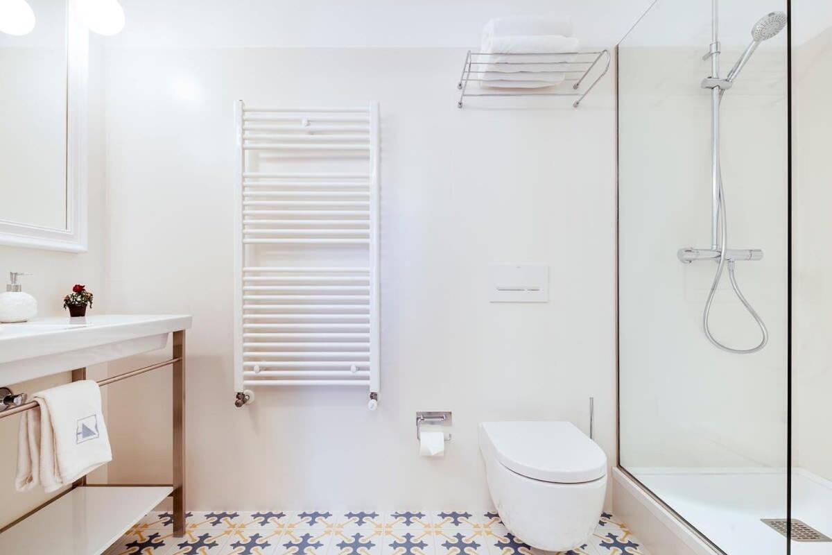 Casa Batllo - Luxury Historic 4bd 4bth For 9 Guests Apartamento *