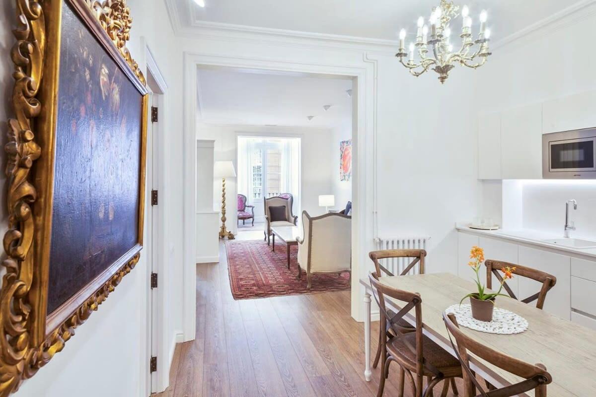 Apartamento Casa Batllo - Luxury Historic 4bd 4bth For 9 Guests Barcelona