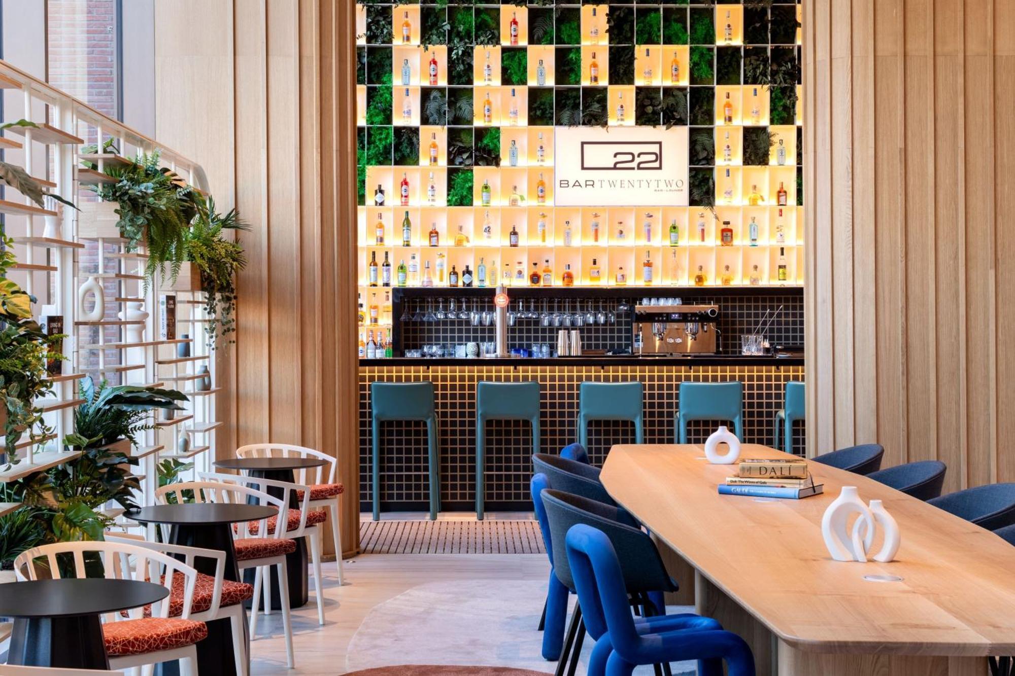 Labtwentytwo Barcelona, A Tribute Portfolio 4*