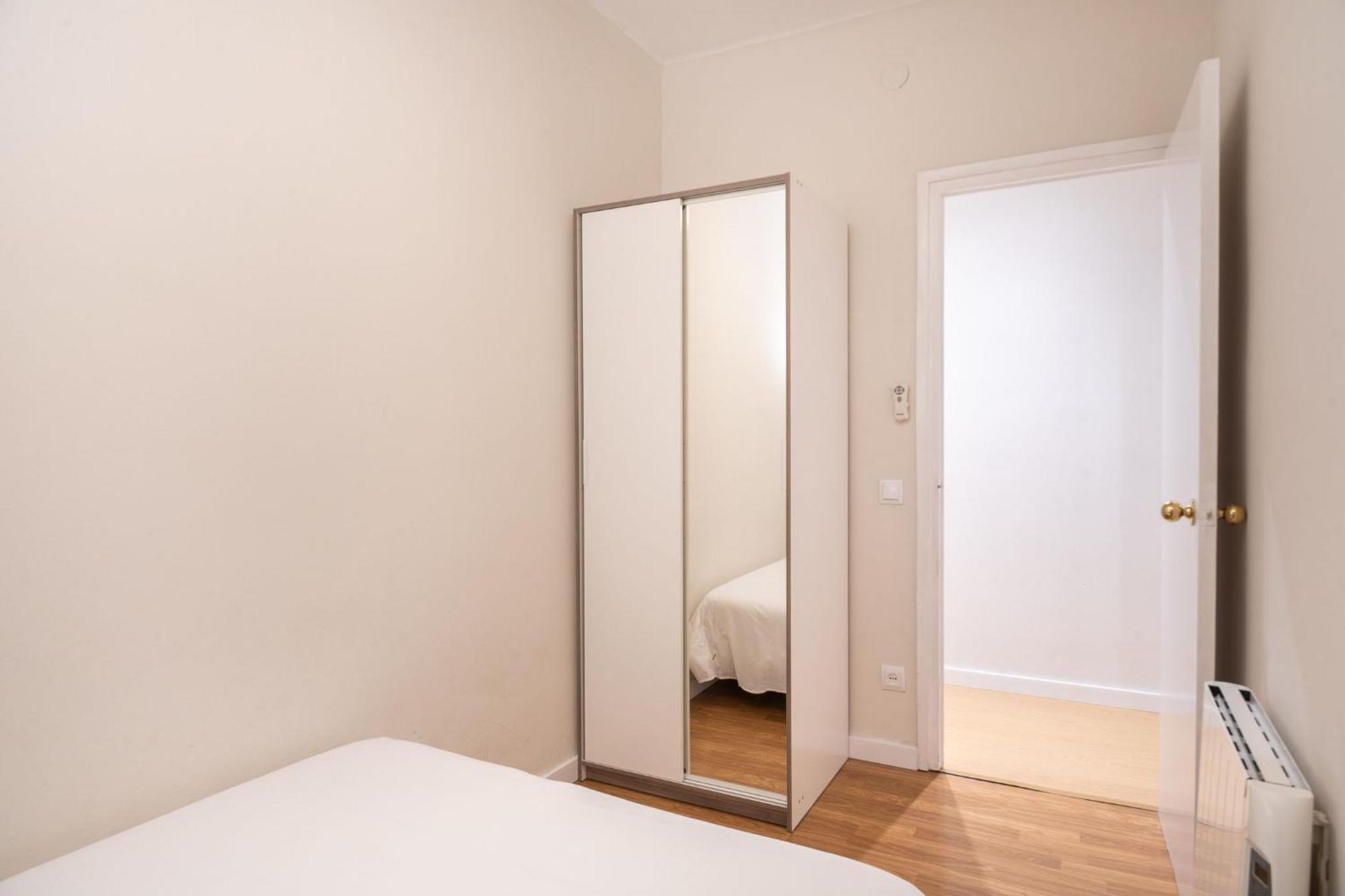 Apartamento Comfortable 3 Bed Next To The Sagrada Familia *