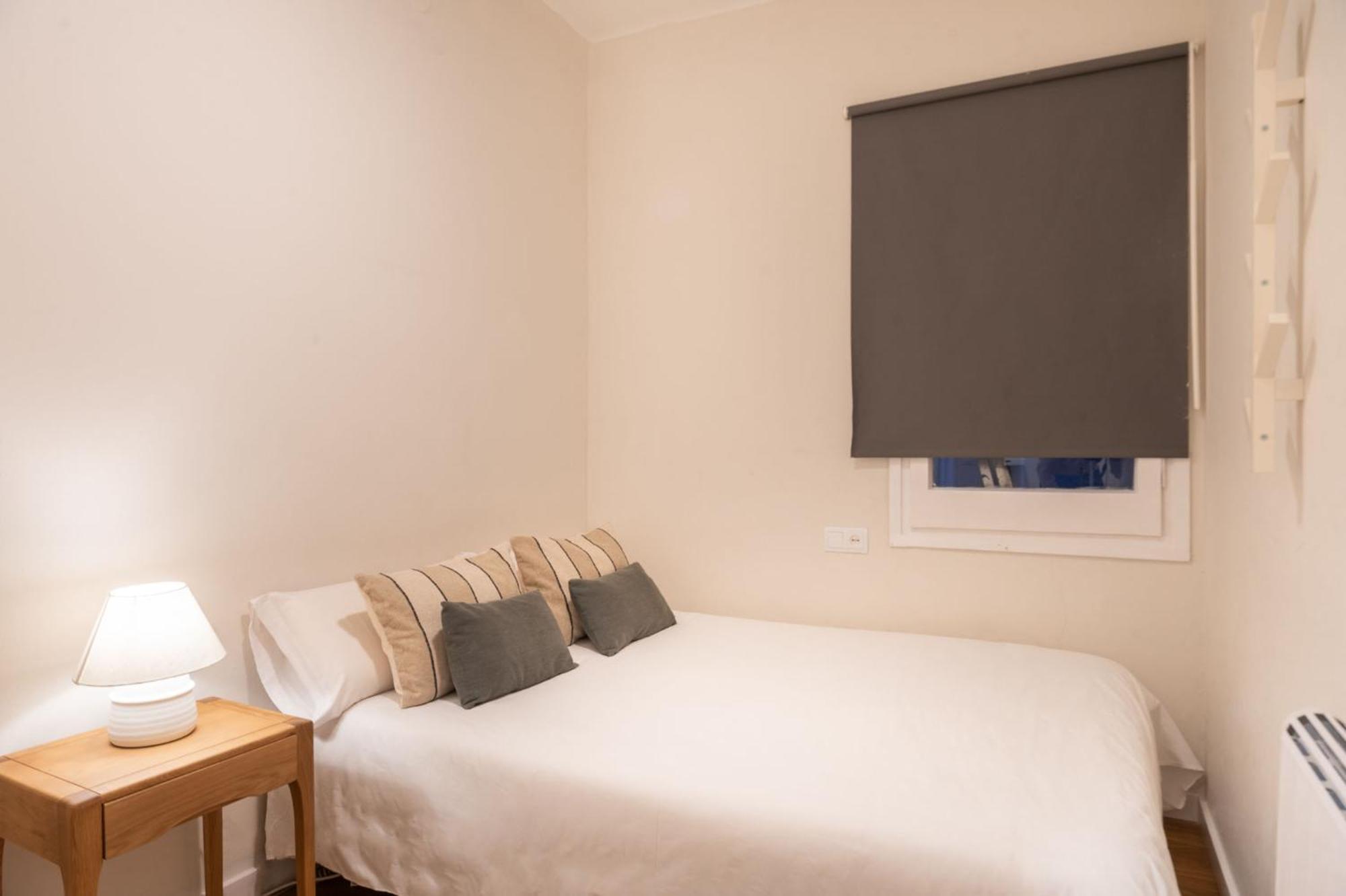 Comfortable 3 Bed Next To The Sagrada Familia Apartamento *