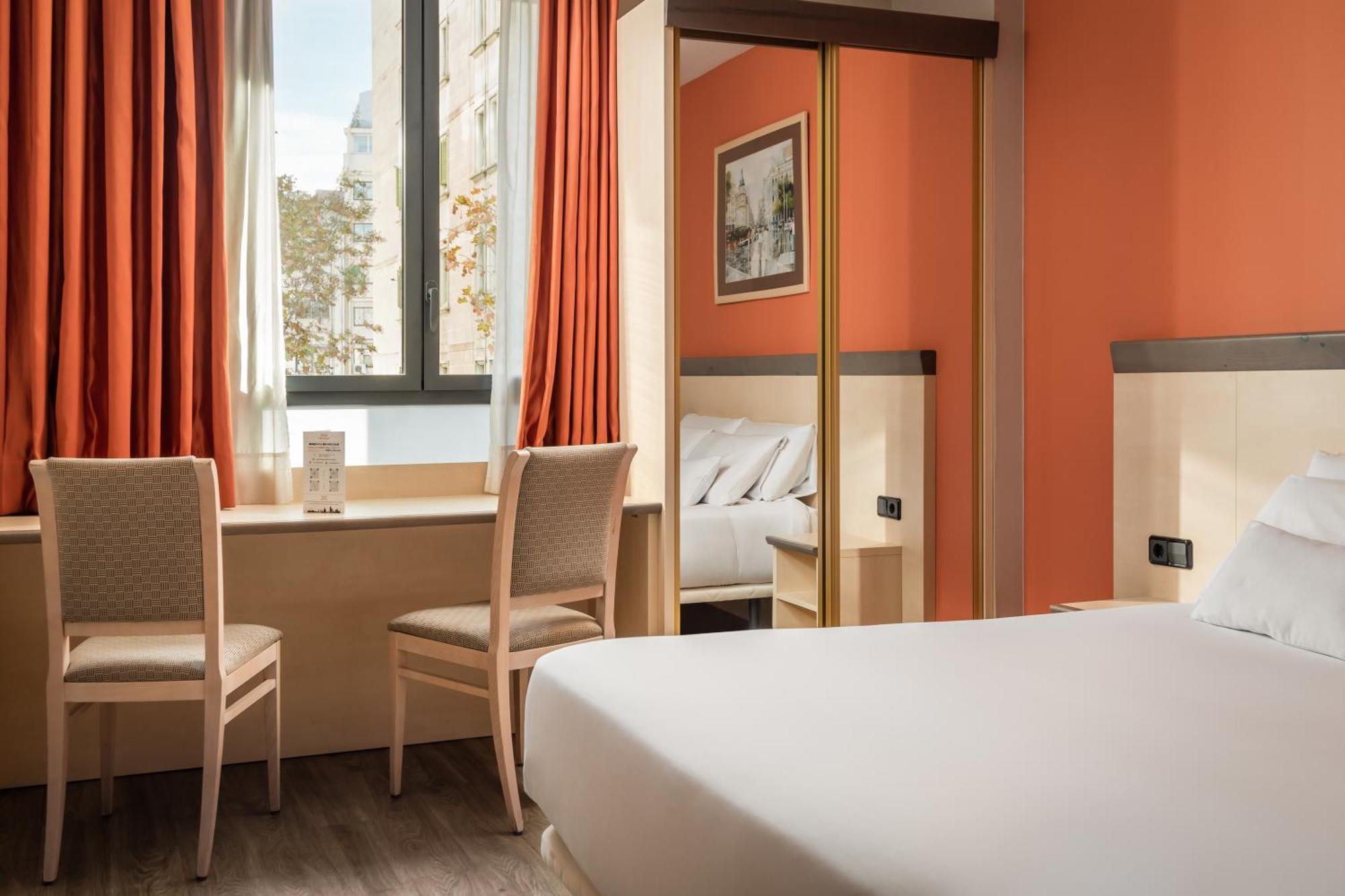 Petit Palace Trencadis 4*