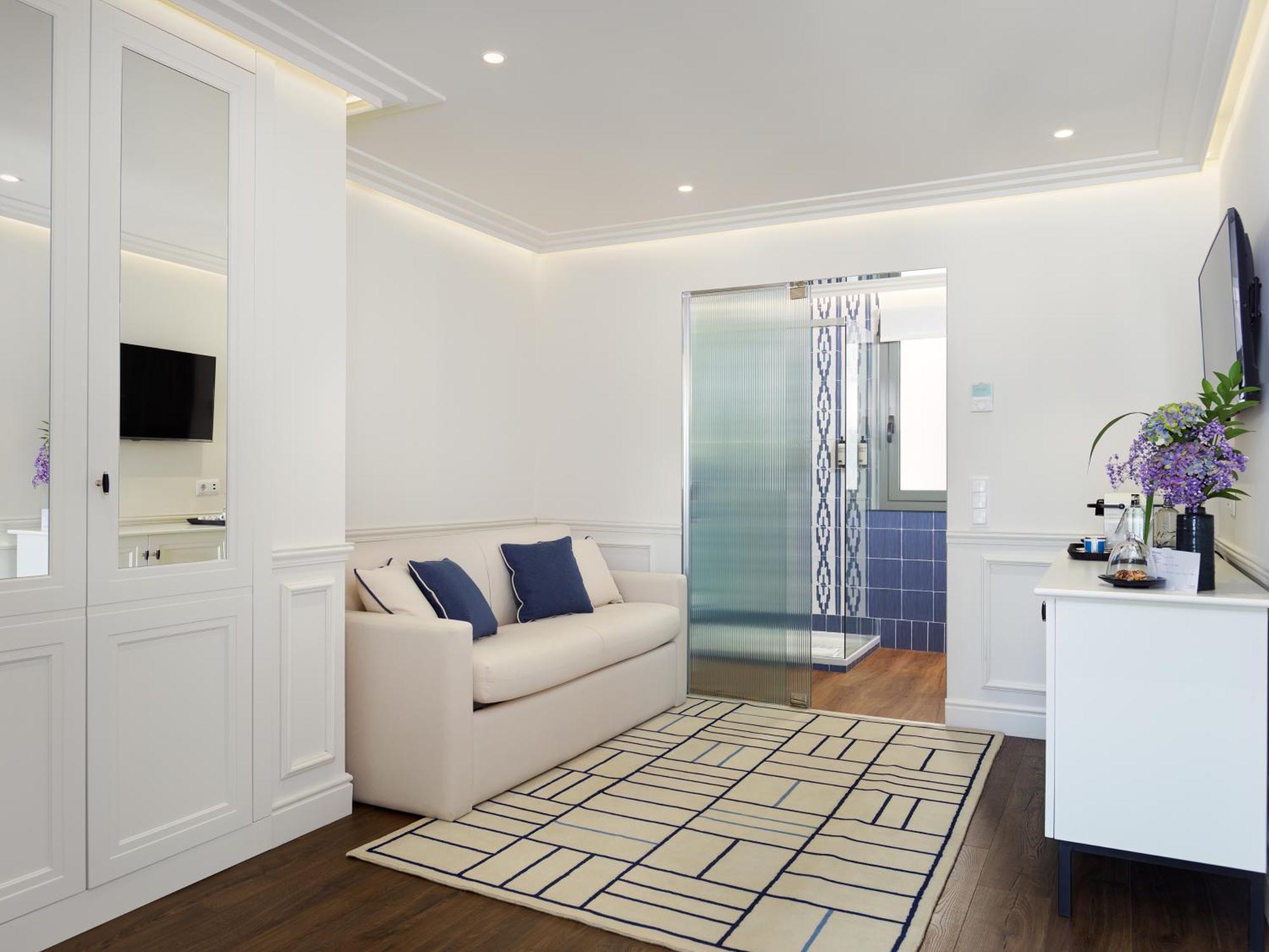 H10 Universitat (adults Only) Hotel 4*