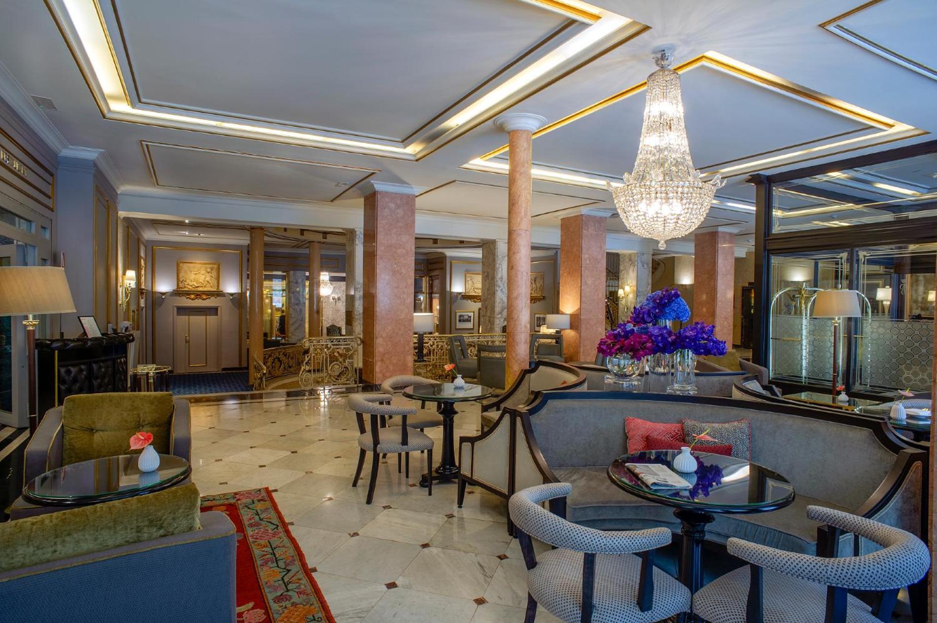 Hotel El Avenida Palace