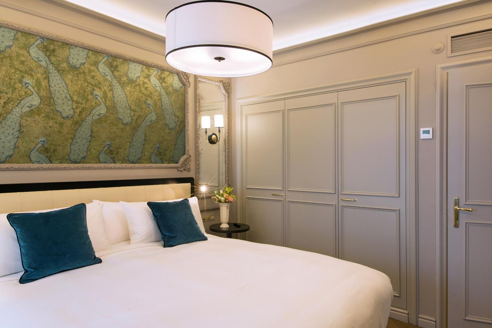 El Avenida Palace 4*
