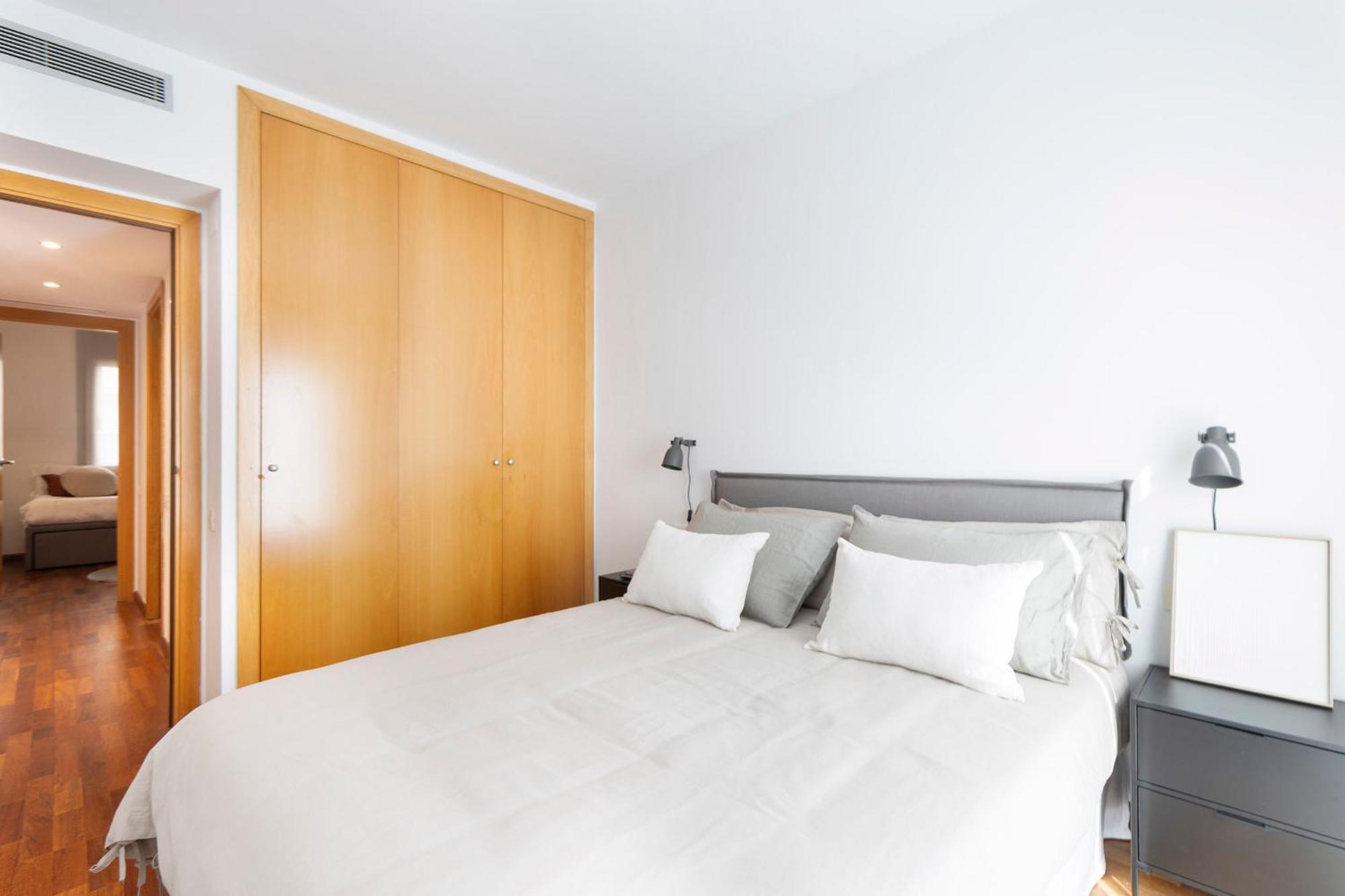 Apartment Enjoy Calle Paris Super Stylish Barcelona