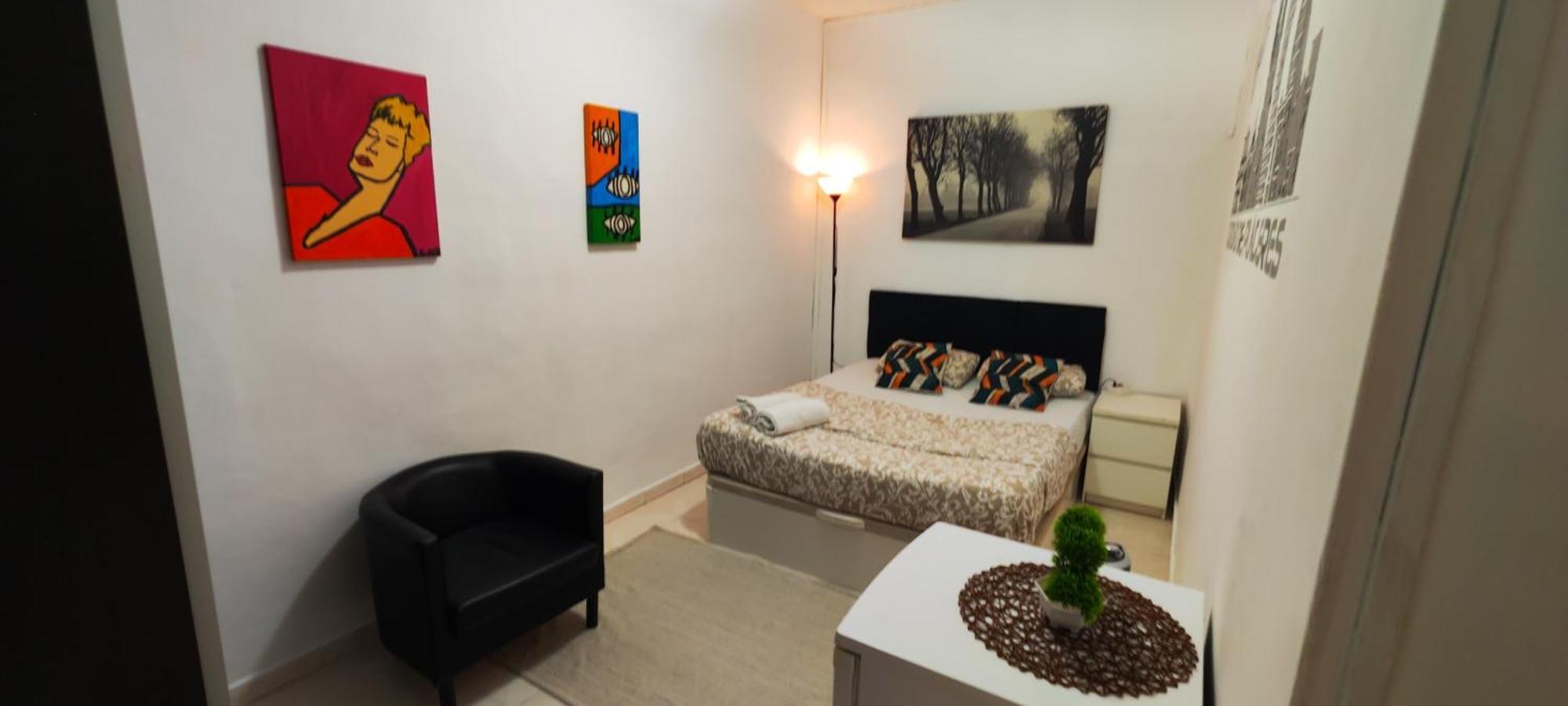 Habitación En Centro De * Barcelona