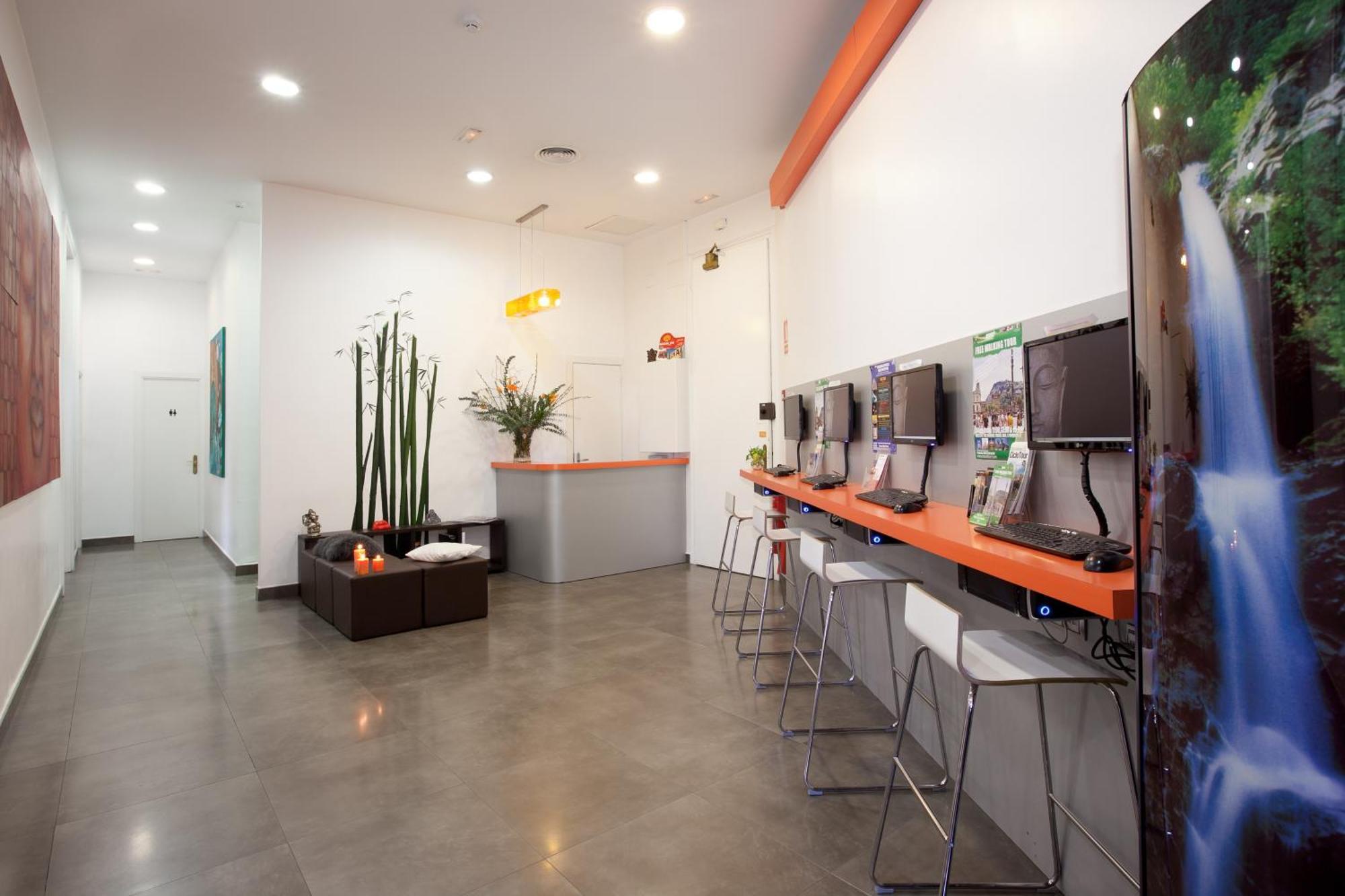 Hostal Hip Karma Barcelona