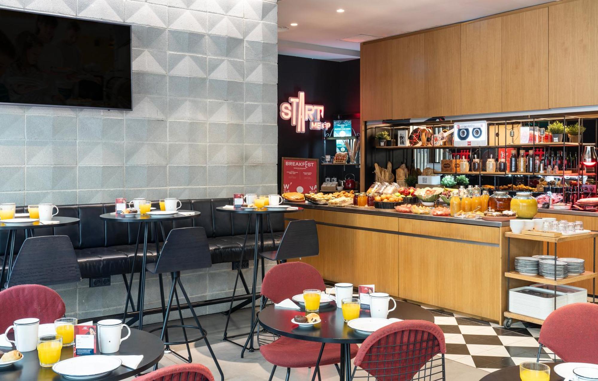 Ibis Plaza Glories 22@