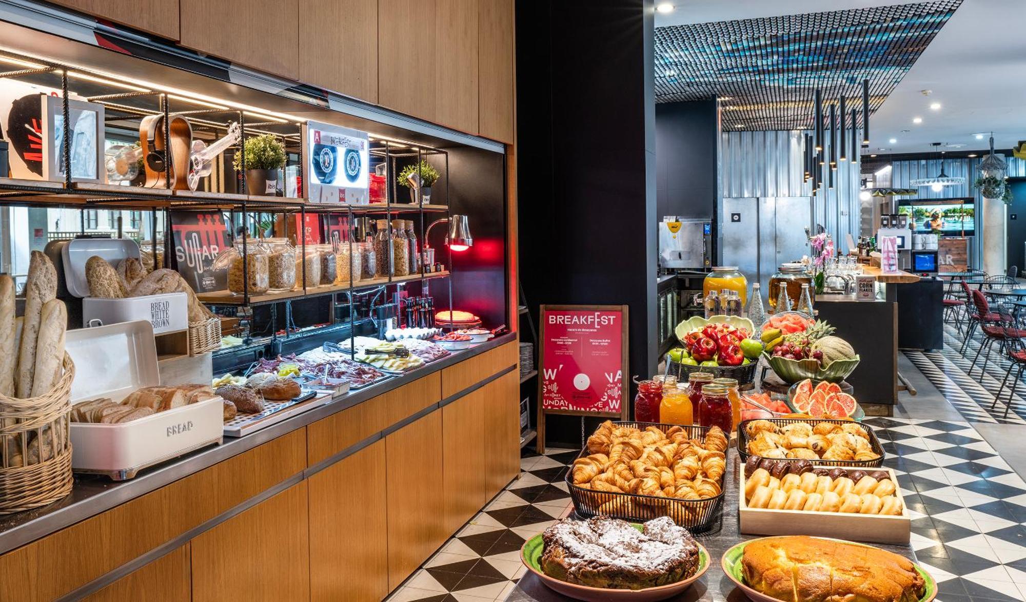 Hotel Ibis Plaza Glories 22@ Barcelona