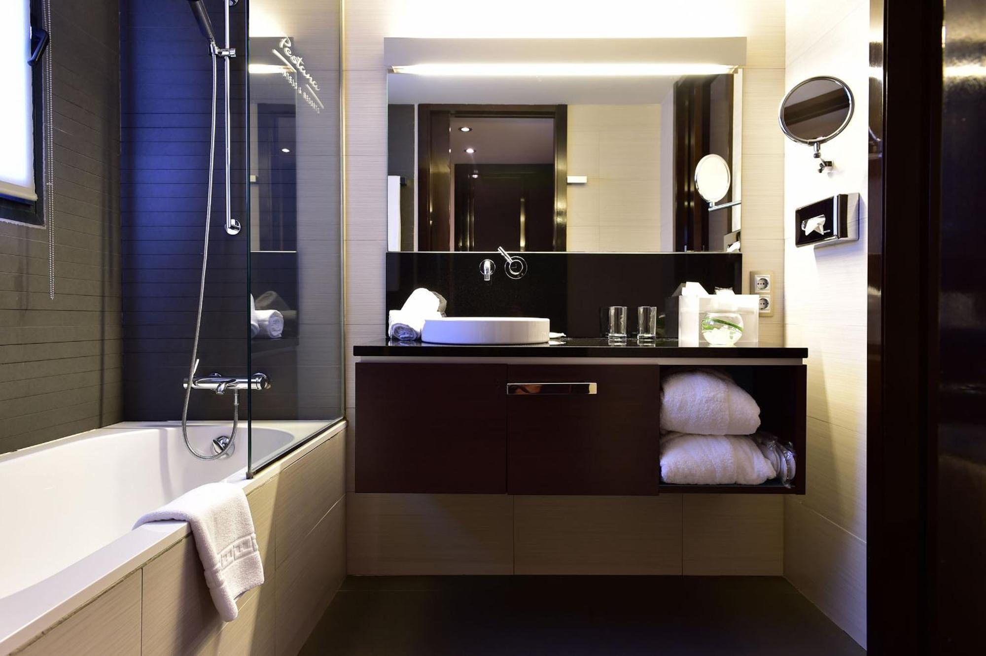 Hotel Pestana Arena