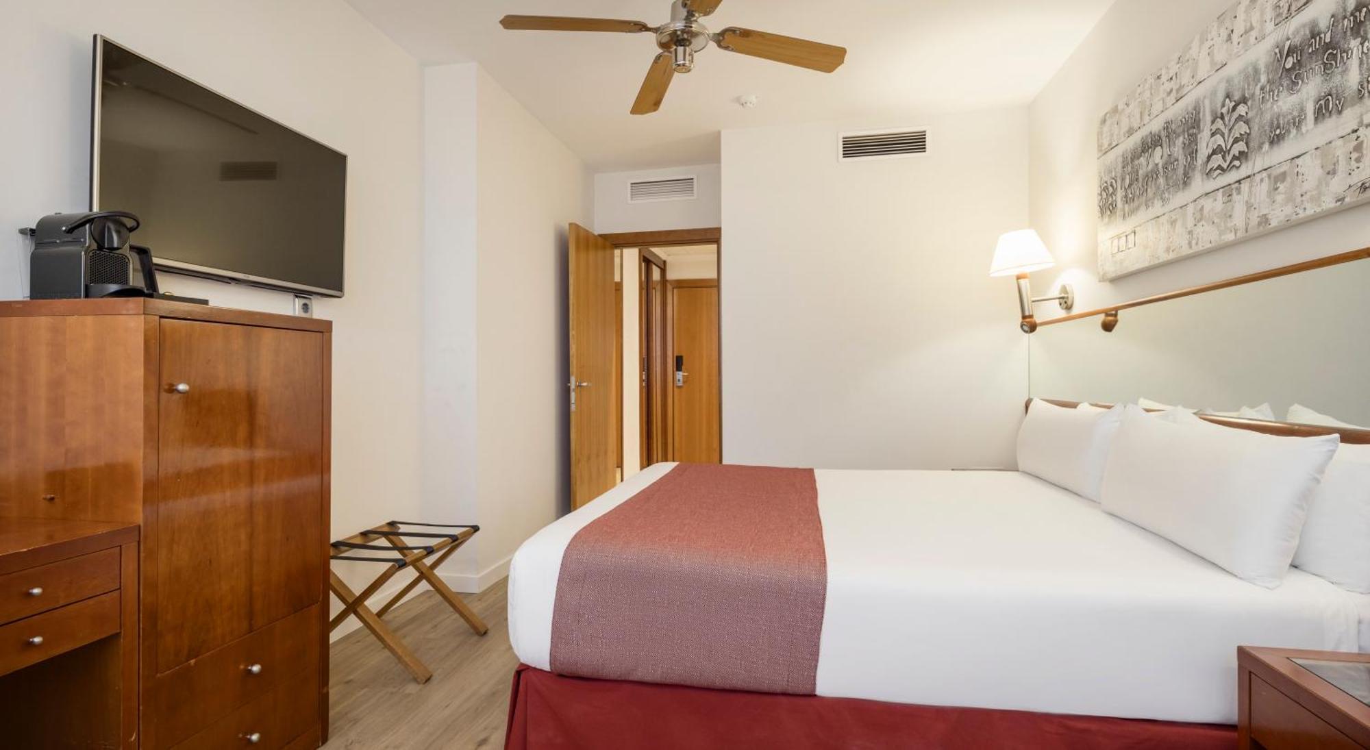 Senator Hotel