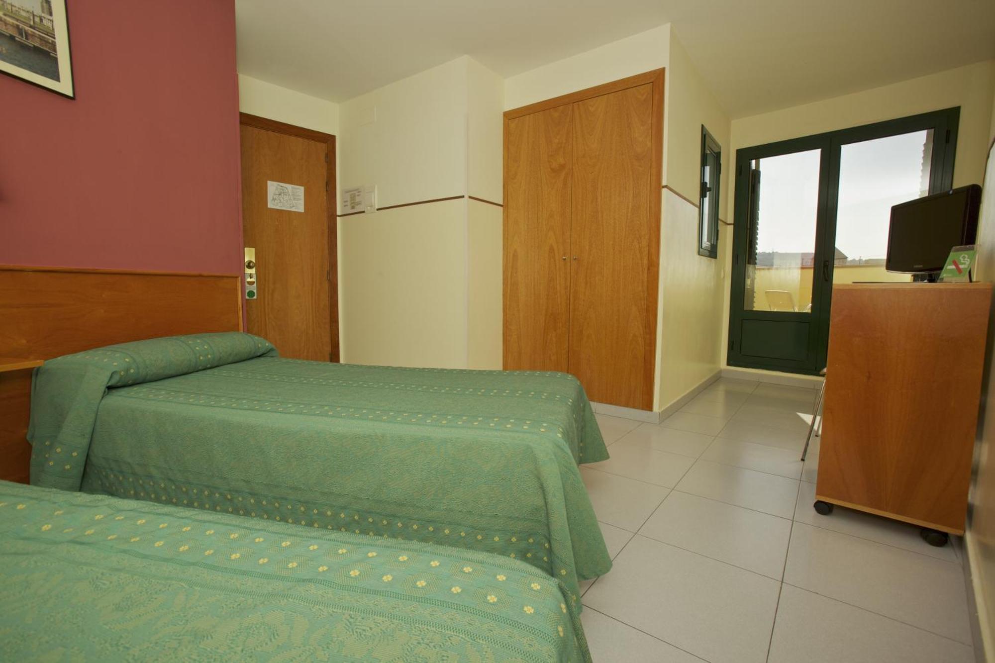 Hotel El Jardi 2*