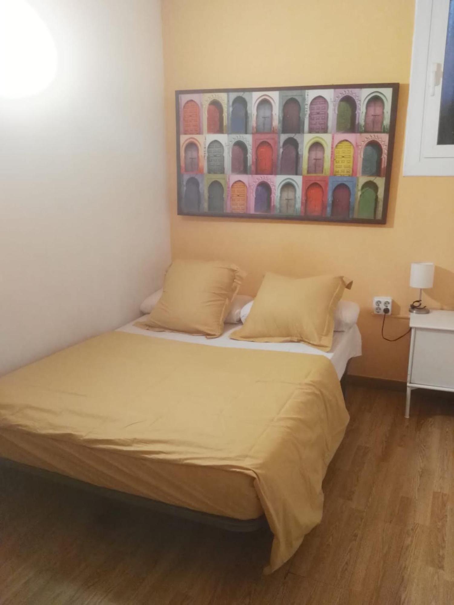 Diagonal House Hostal *