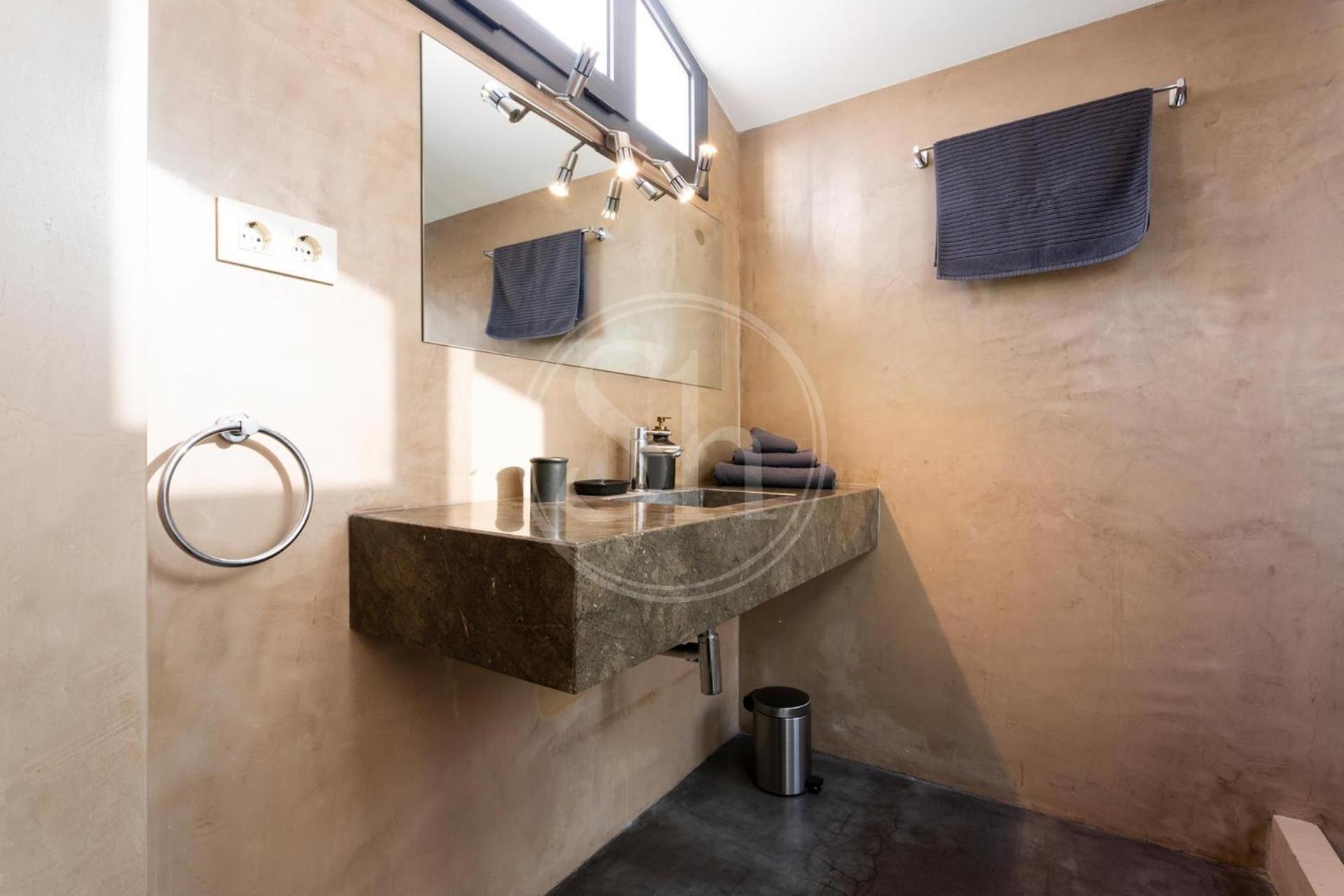 Apartment Near Paseo Gracia Barcelona