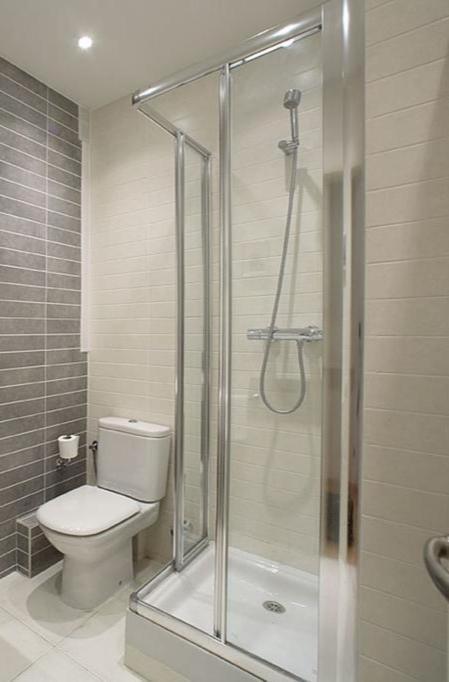 One Bedroom Center