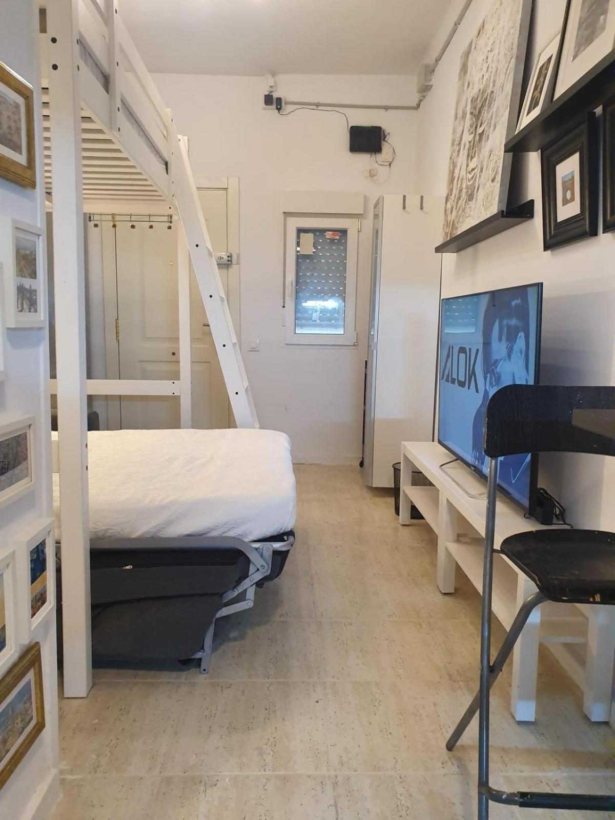 Loft With Total Privacy * Barcelona