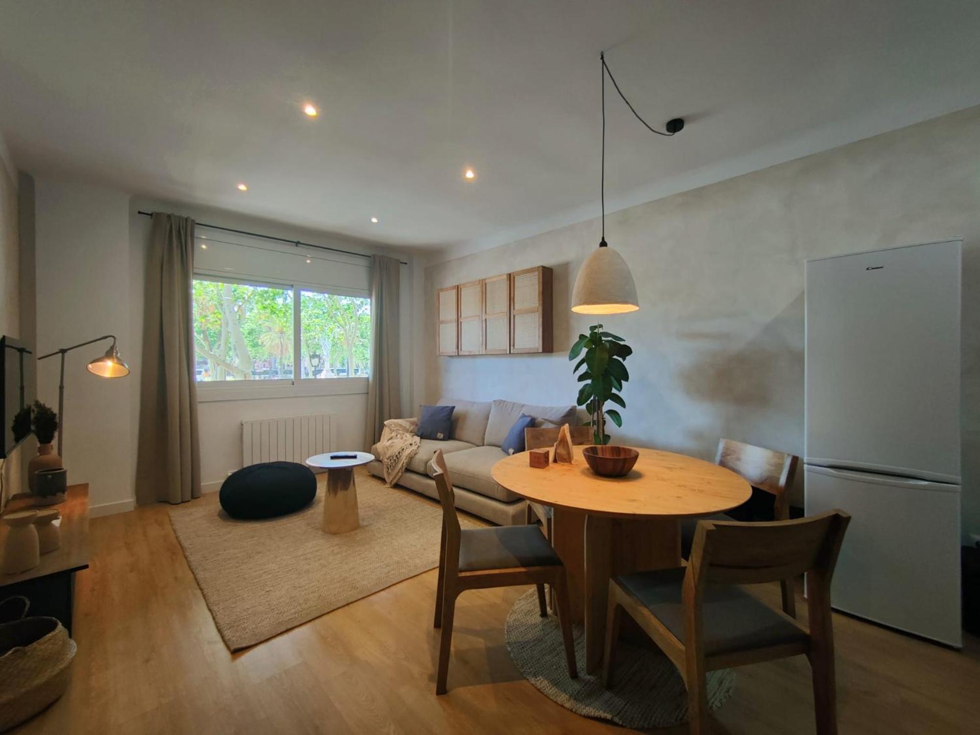 2br Central Location Apartment Barcelona