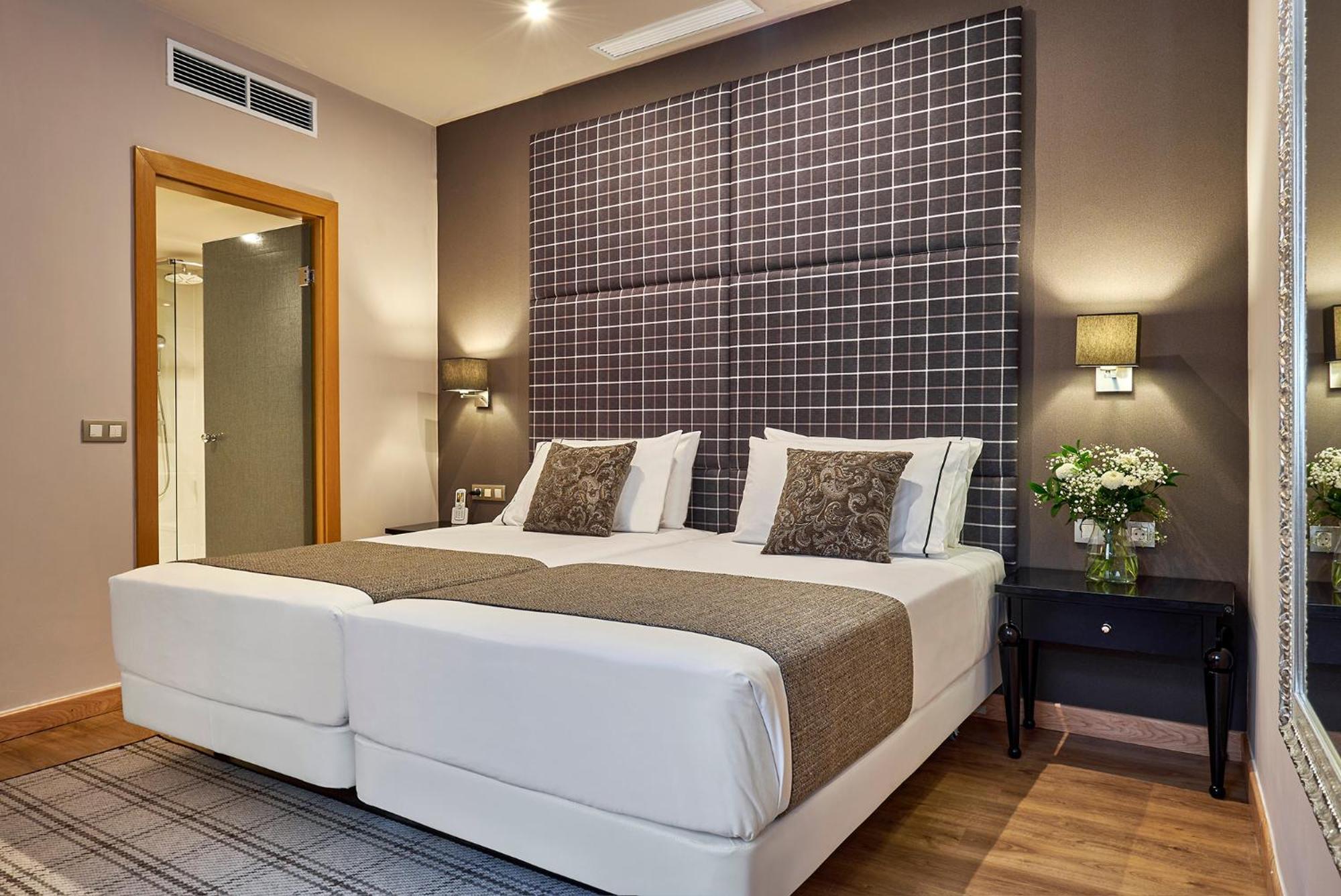 Hesperia Barri Gotic 3*