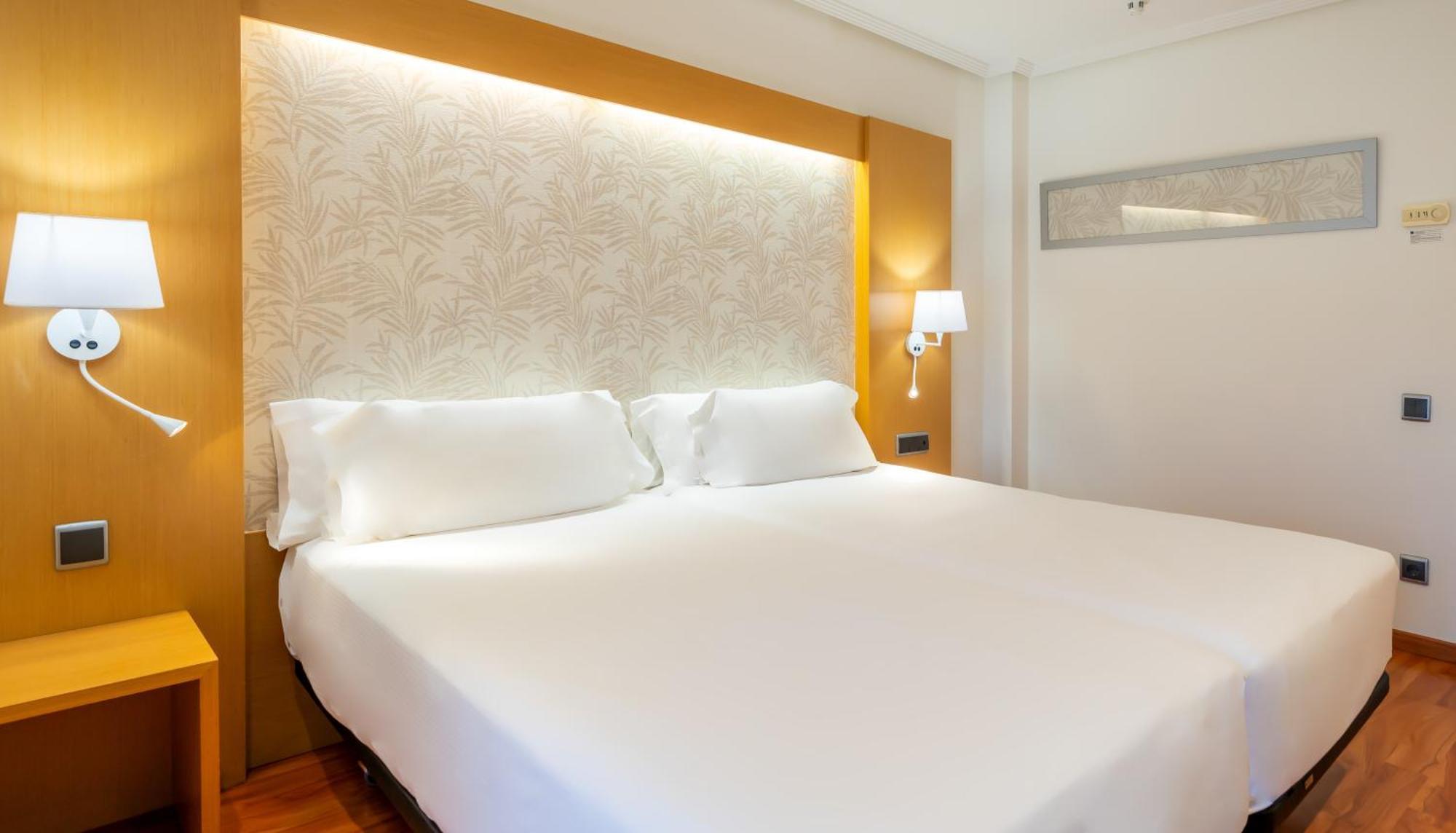 Hotel Abba Rambla 3*
