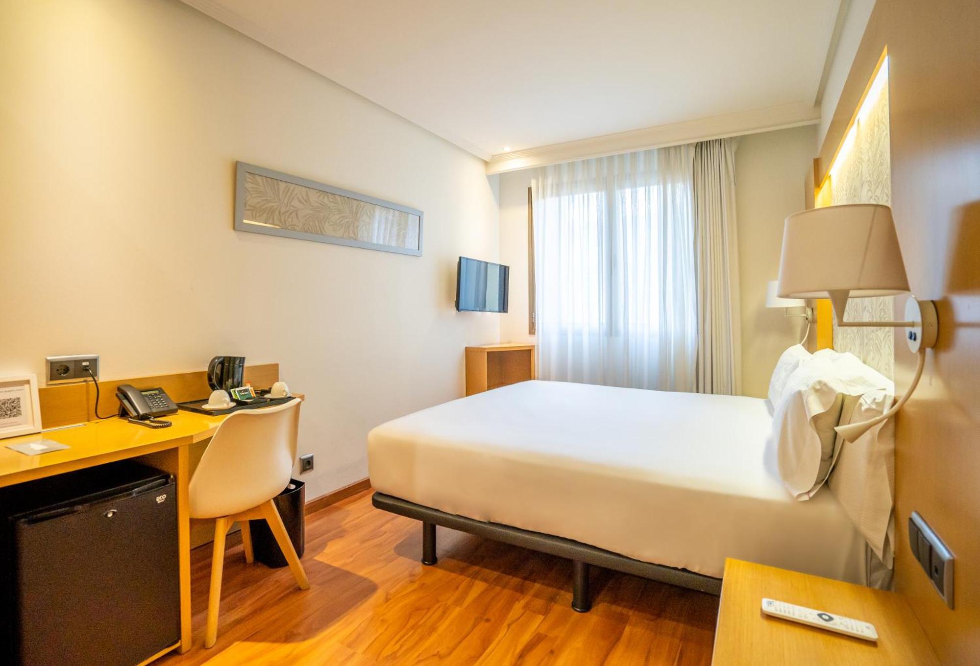 Abba Rambla 3*