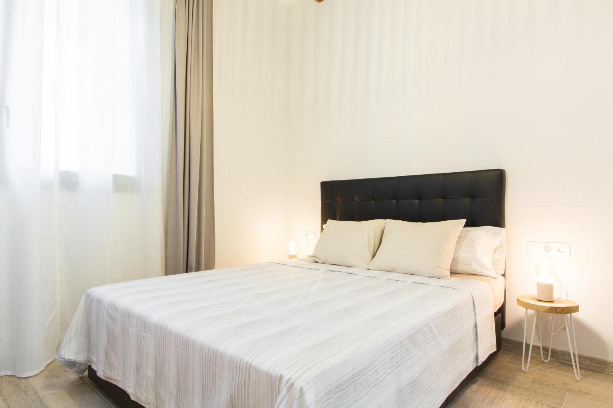Novus Homes Sants Apartamento