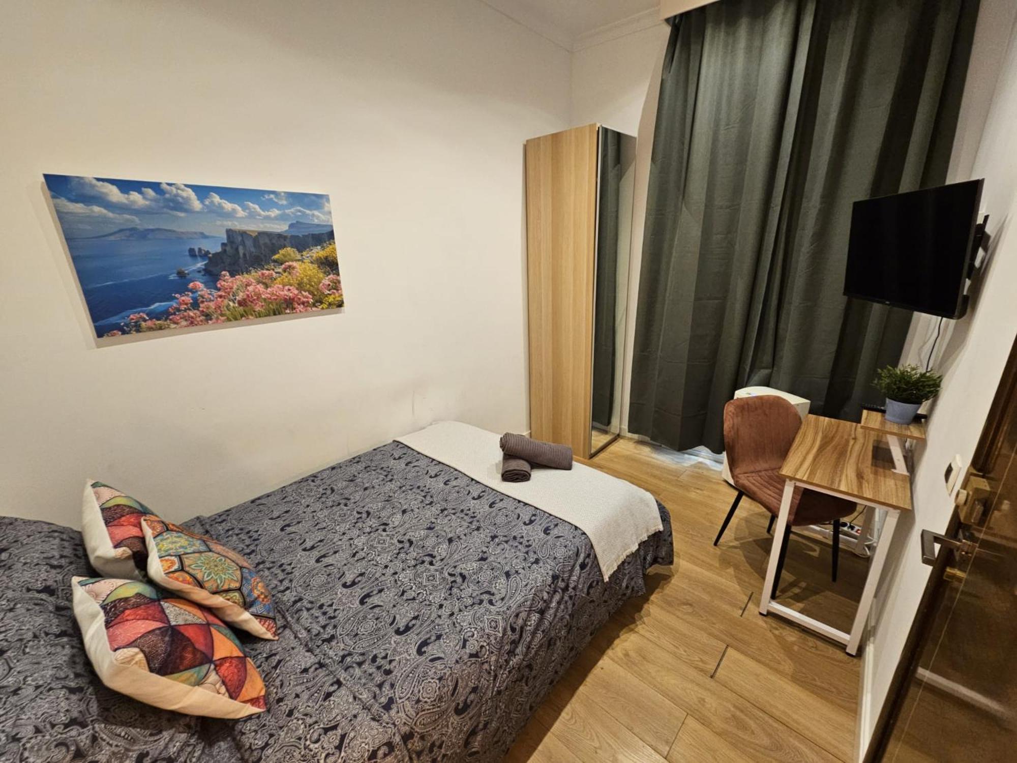 Rambla Hostal *