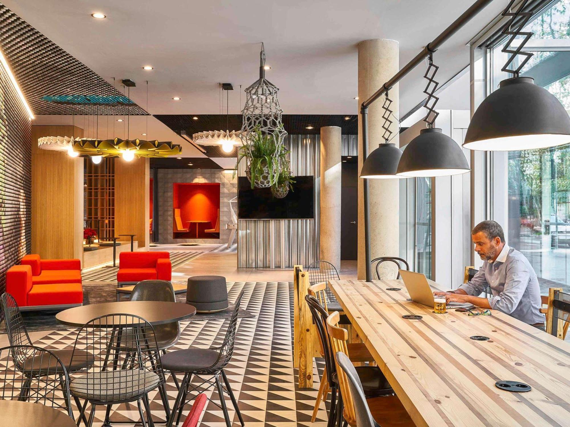 Ibis Plaza Glories 22@ Hotel Barcelona