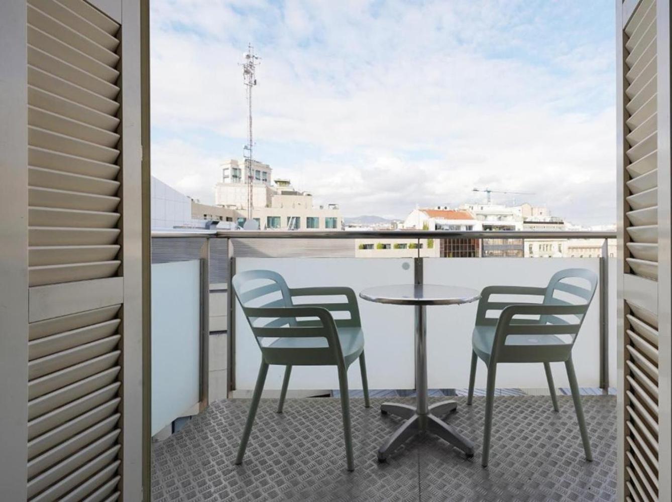 Ola Living Plaza Catalunya Apartamento Barcelona