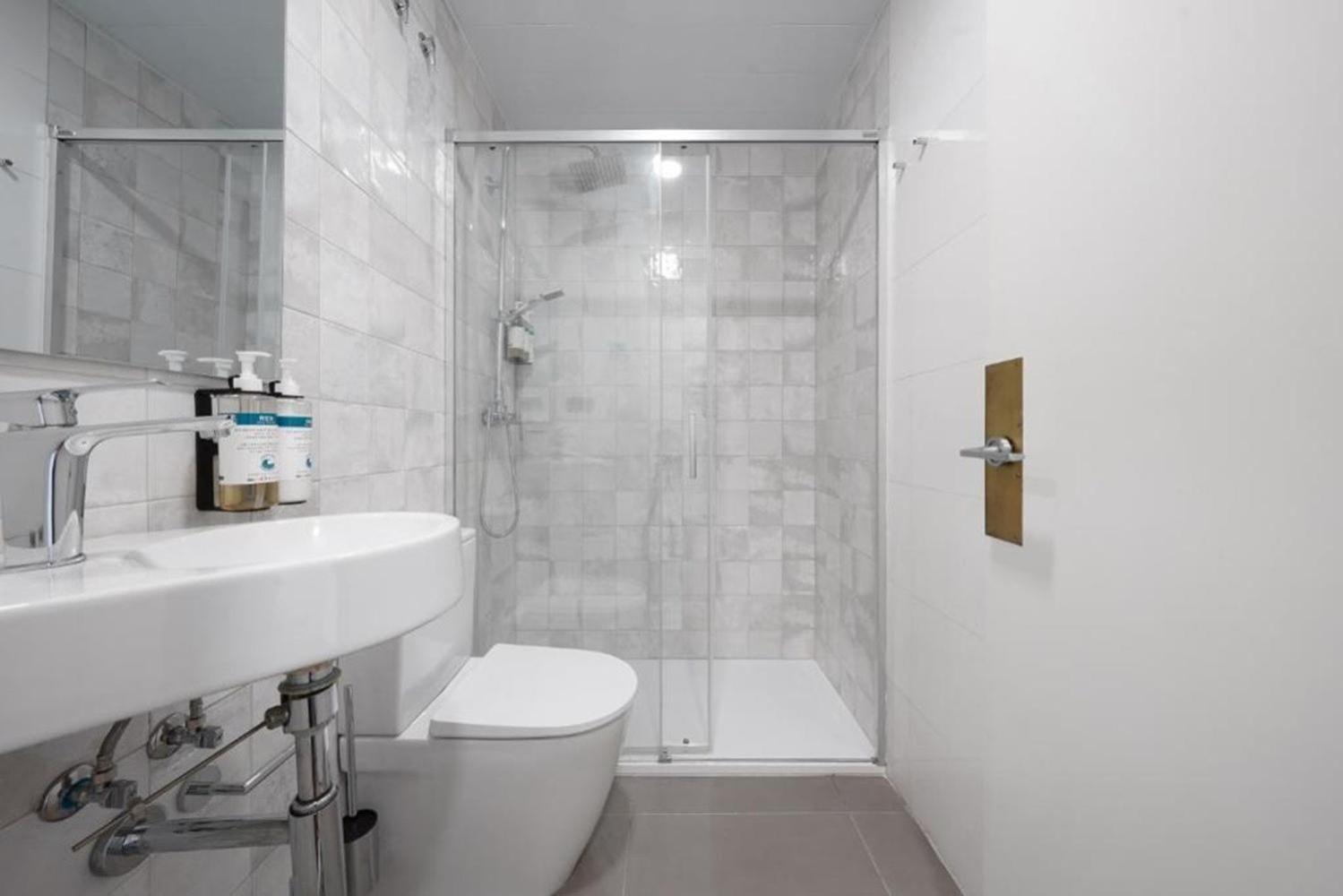 Ola Living Plaza Catalunya Barcelona