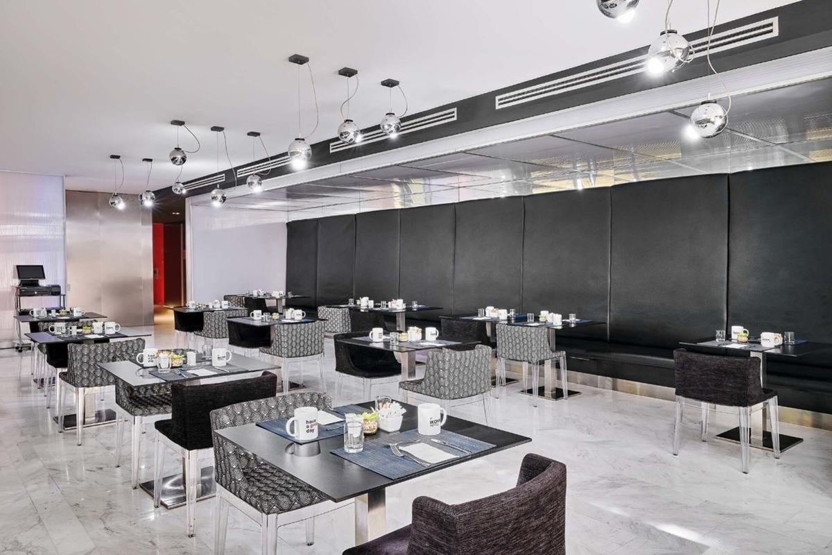 Hotel Ikonik Angli