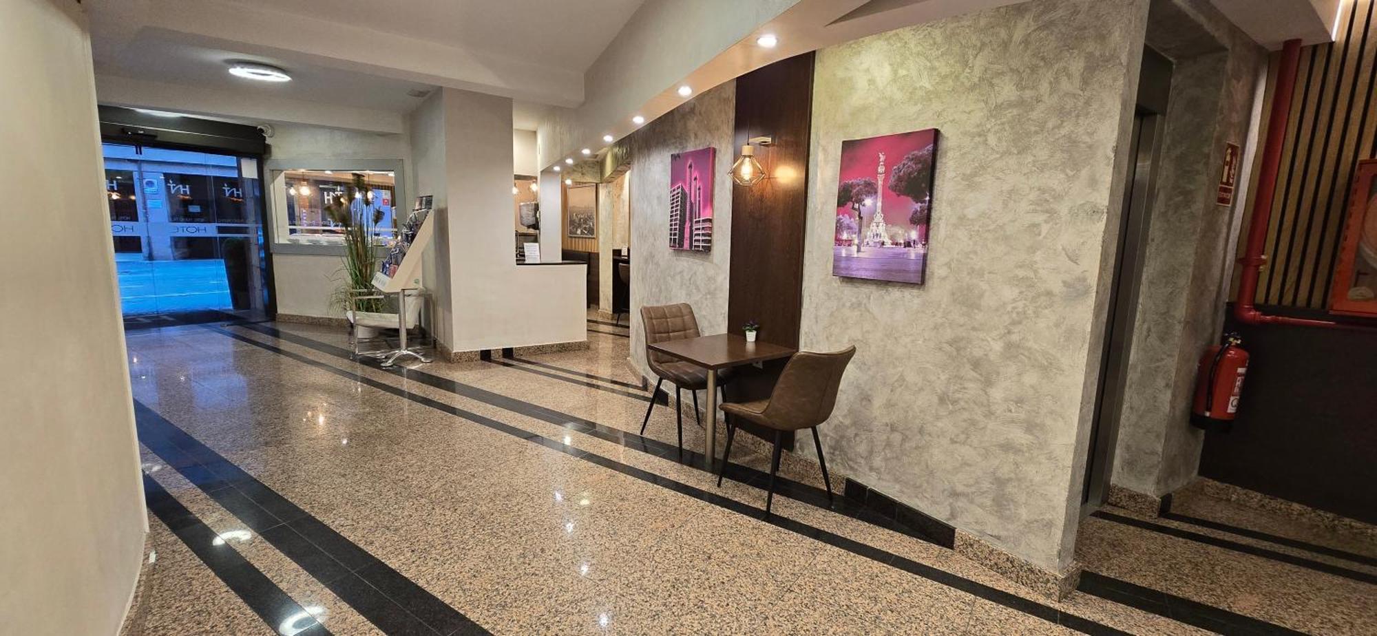 Hotel Nuevo Triunfo 2*
