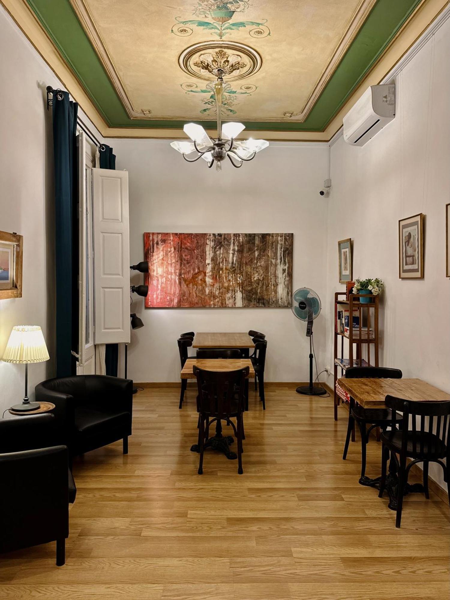 Pensión Casa Consell Gran Via, Barcelona