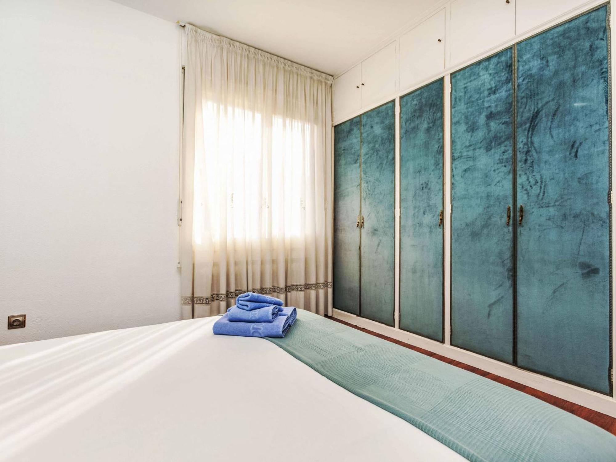 Apartment Sants-les Corts Galileu By Interhome *