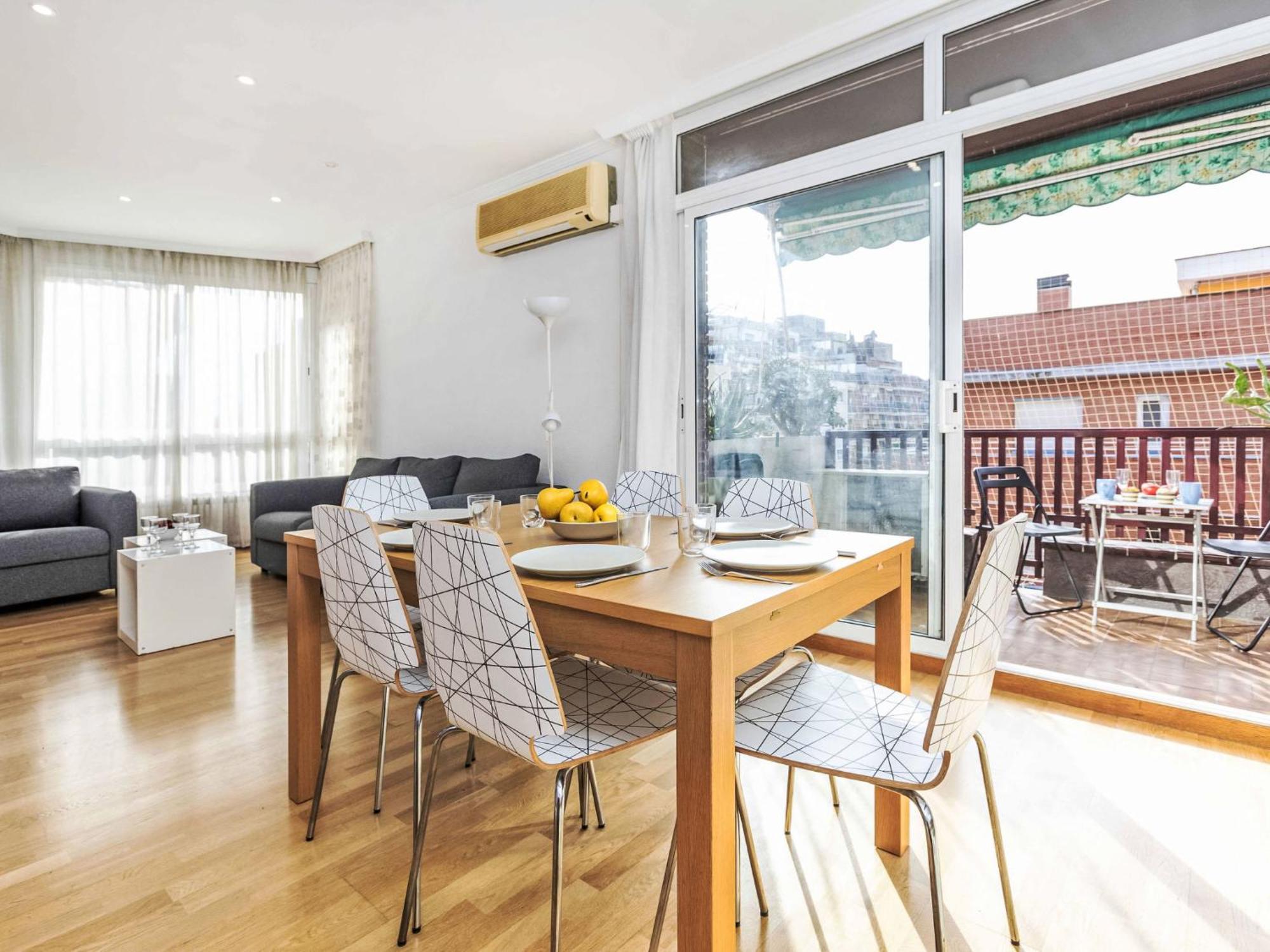 Sants-les Corts Galileu By Interhome * Barcelona