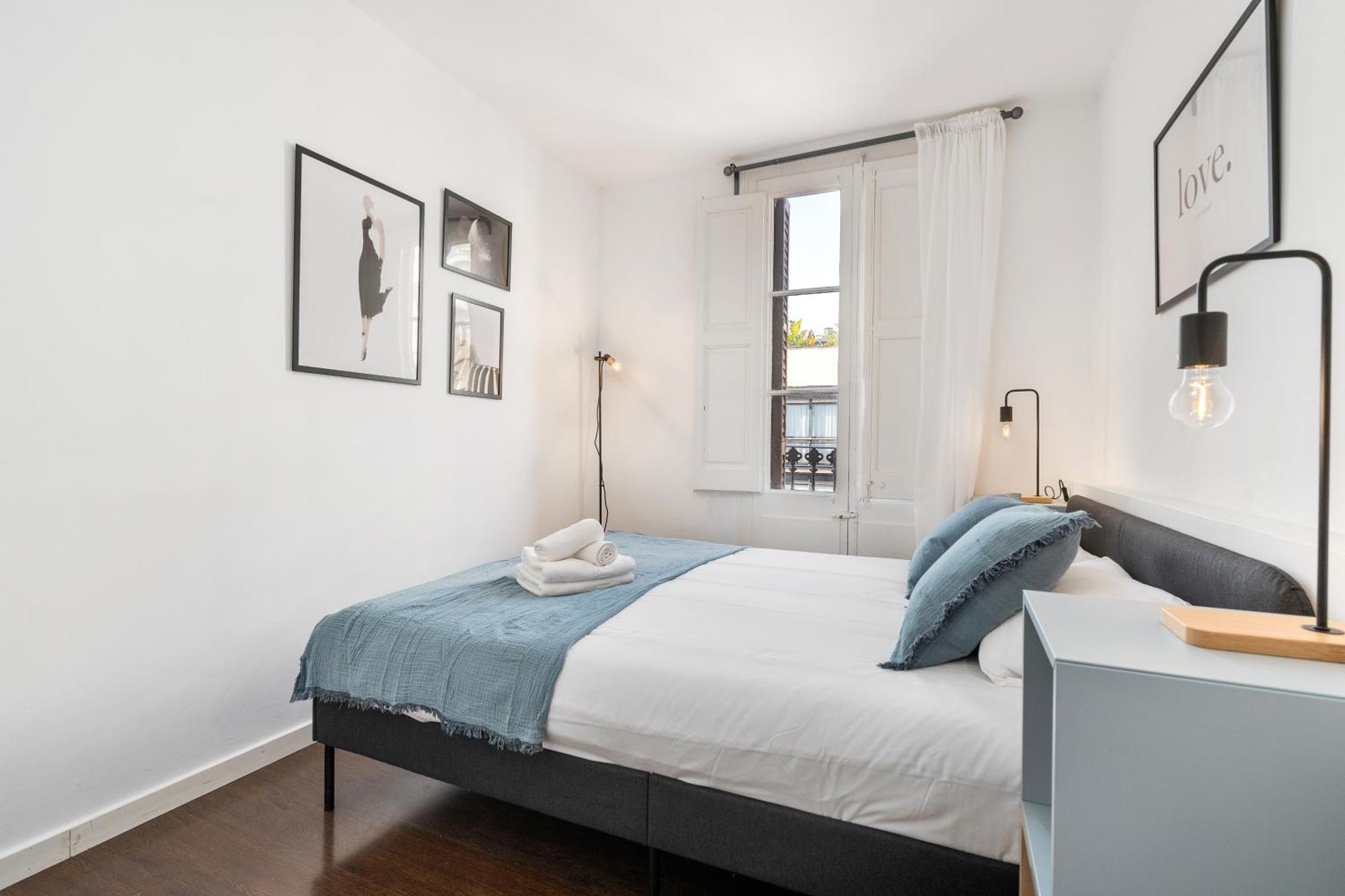 Apartment Enrique Granados *