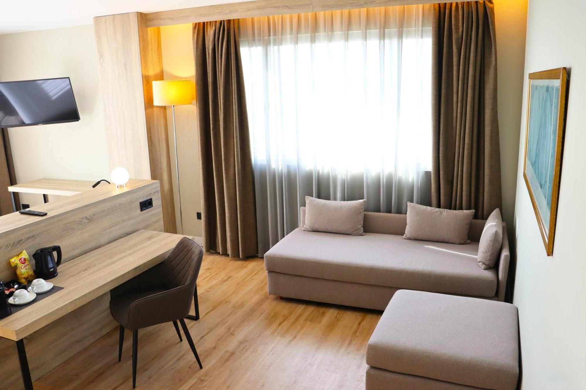 Eurohotel Diagonal Port Hotel 4*
