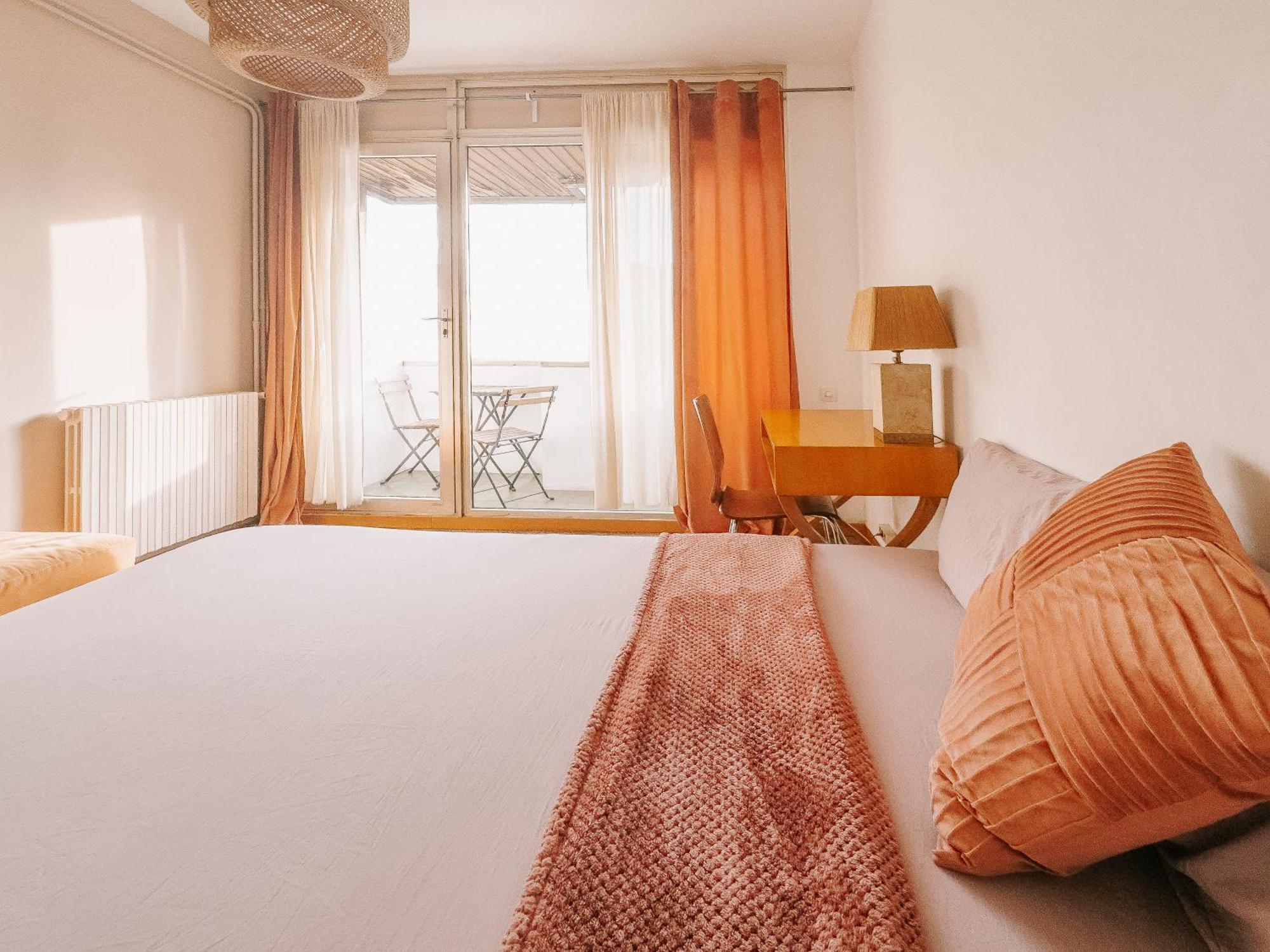 Lovely In Shared Gracia Neighborhood Apartamento Barcelona