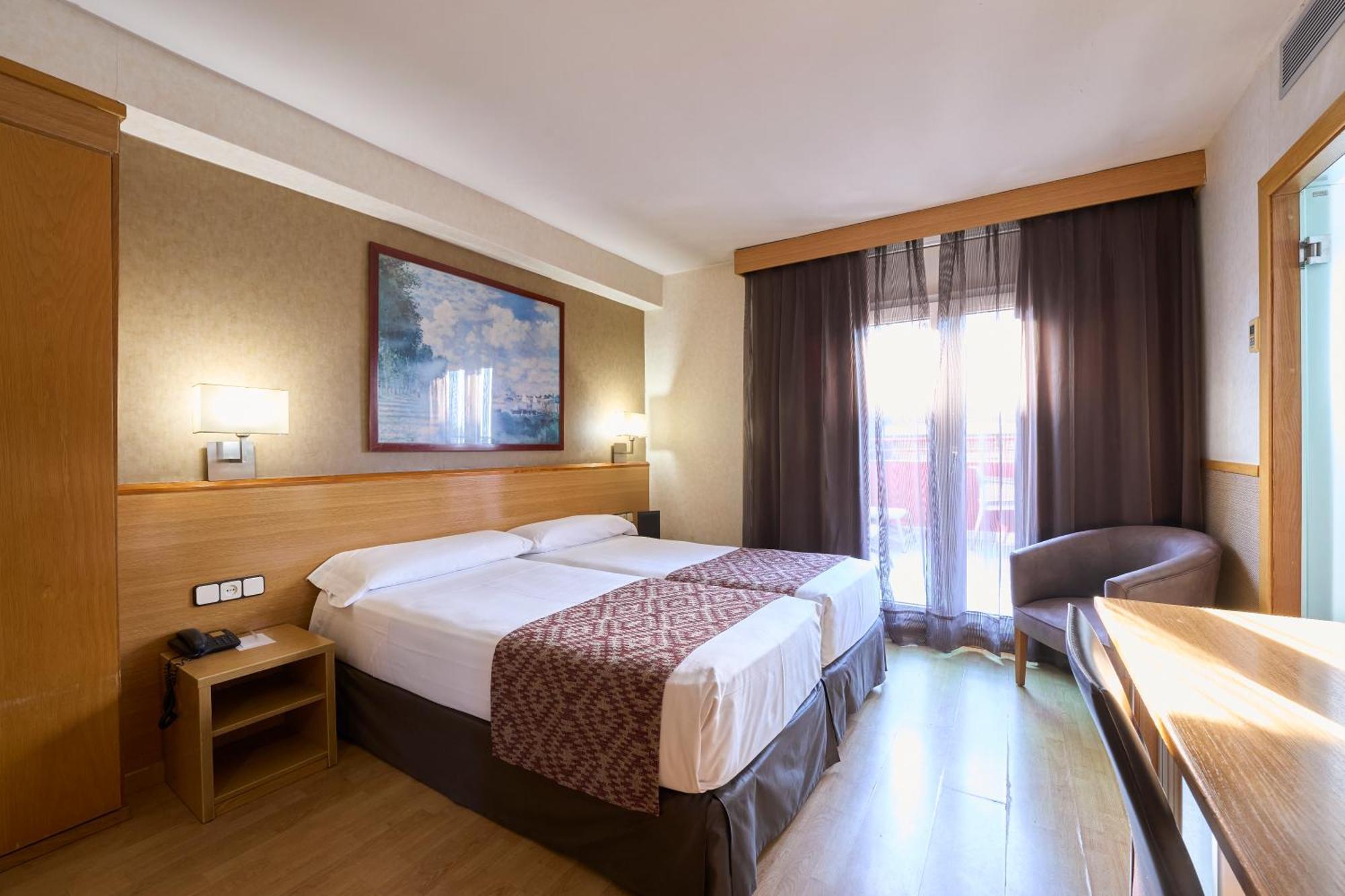 Hotel Catalonia Park Gueell