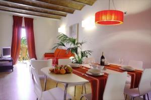 Aspasios Ramblas Apartamento *