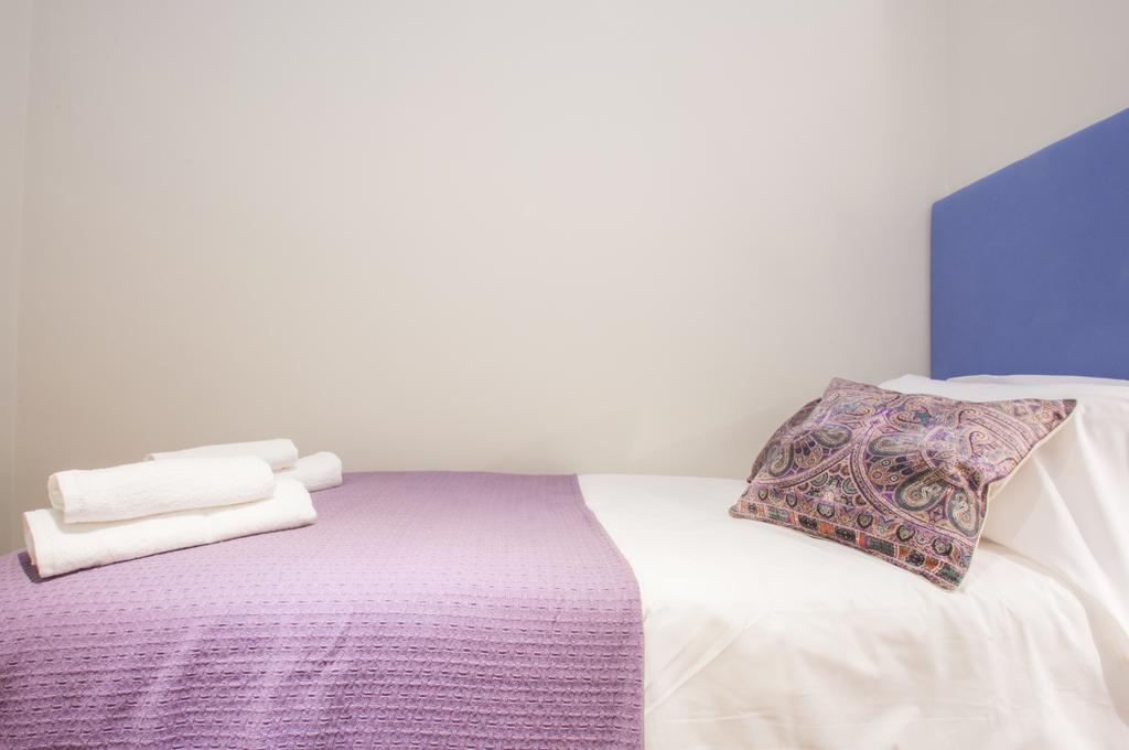 Autentic Eixample Apartment *