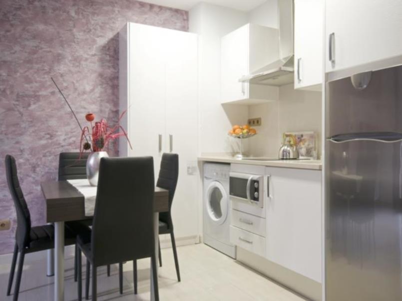 Apartmentos Ramblas 108 3*