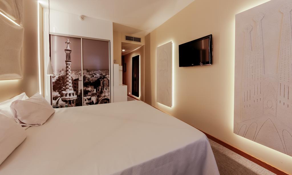 Hotel Evenia Rossello 4*