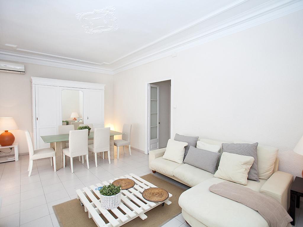 Sants-les Corts Galileu By Interhome Barcelona