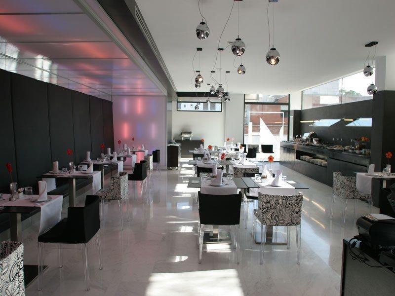 Ikonik Angli Hotel Barcelona