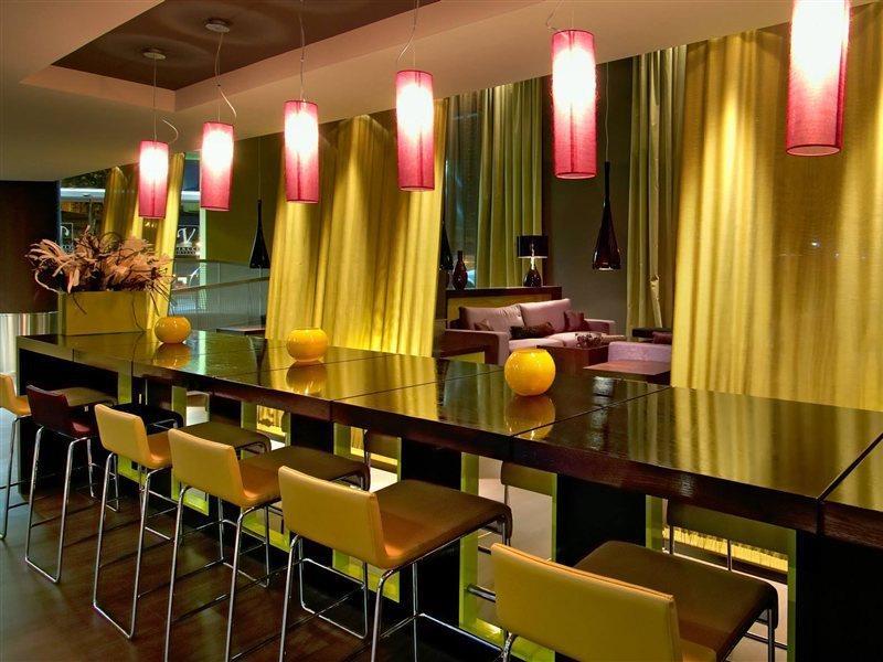 Pestana Arena Hotel 4*