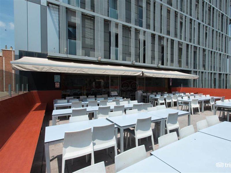 Hostal Urbany *