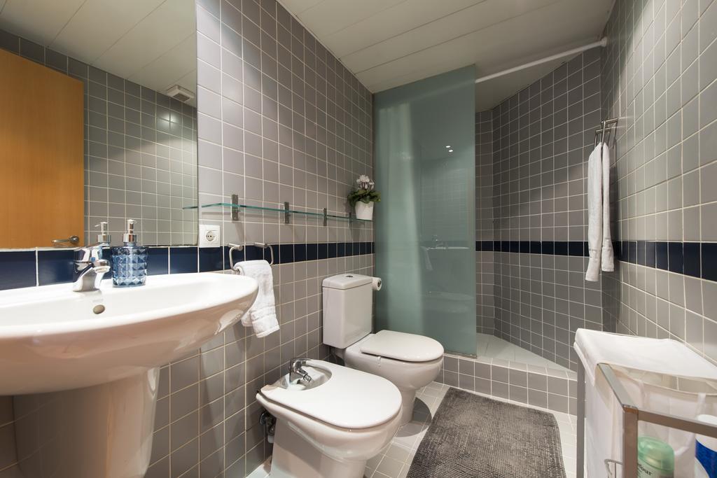 Apartment Sibs Bcn- Balmes- Romantic Citycentre Beautiful *